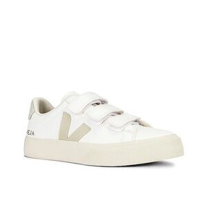 Veja recife logo sneakers!